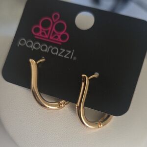 Paparazzi Generous Grace Hinge Hoop Earrings NWT